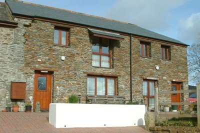 Accessible Cornwall holiday accommodation with ceiling track hoist