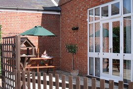 Hall Farm Cottages - Meadowview Cottage in Wroxham