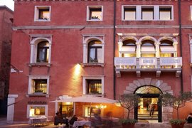Ca' Pisani Design Hotel in Venice