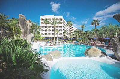 Disabled-friendly hotel with a pool hoist in Gran Canaria