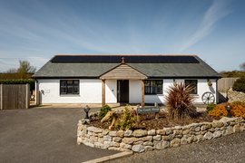 Harrods Cornish Cottage - The Coach House in Perranporth