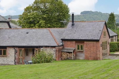 Disabled accommodation with farm in Sussex