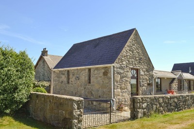 Stone Farm Cottage 266 In Gwynedd And Snowdonia Disabledholidays Com