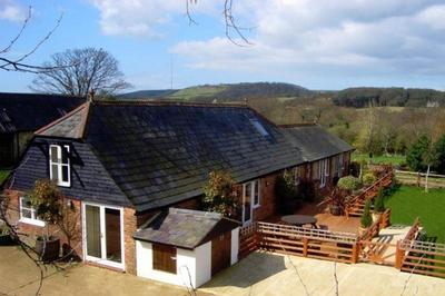 Accessible cottage on the Isle of Wight with electric profiling beds