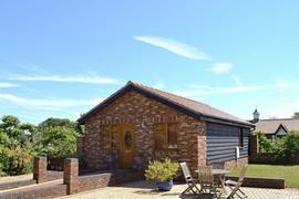 Linley Farm Cottages - Dairy Cottage in St Osyth