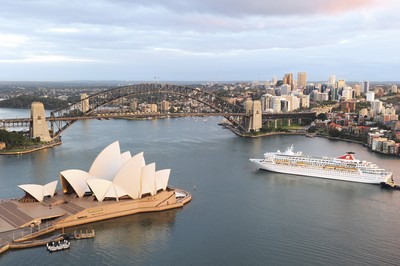 Fred Olsen cruise ship at Sydney Harbour