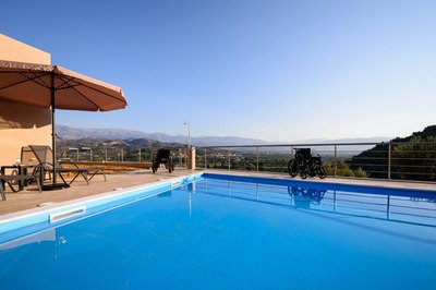 Accessible apartments with pool hoist in Crete