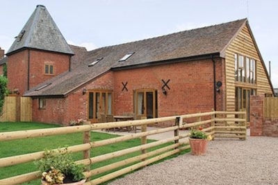Disabled accommodation with farm in Worcestershire