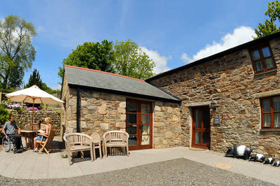 Disabled accommodation with farm in Cornwall