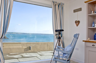 Remote holiday lodge in Cornwall