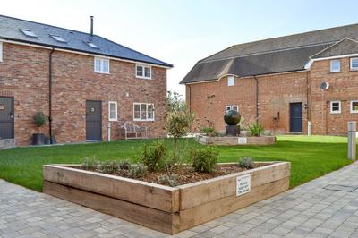Newport, Isle of Wight, disabled accommodation with horse riding