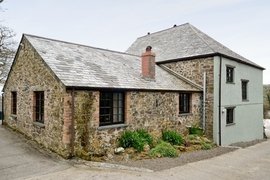 Trenannick Cottages - Roundhouse in Crackington Haven