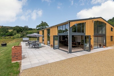 Large wheelchair-accessible barn conversion in Devon
