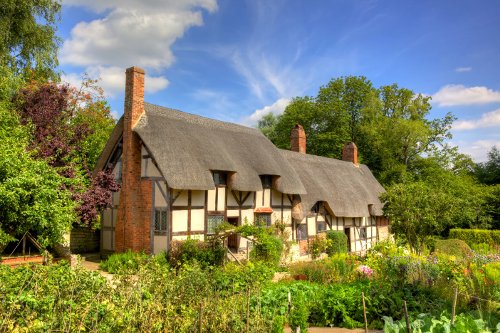 Anne Hathaway's thatched cottage, near Stratford-upon-Avon
