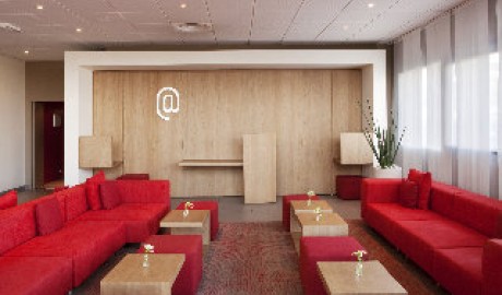 Accessible 4 star hotel image