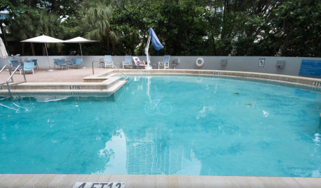 Downtown accessible hotel image