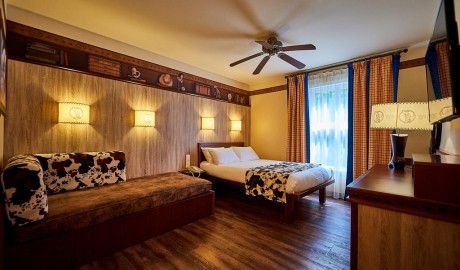 Disney's Hotel Cheyenne image