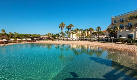 Wheelchair friendly beach hotel image