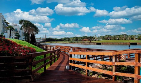 Wheelchair friendly beach hotel image