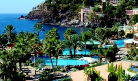 Beach Hotel in Funchal image