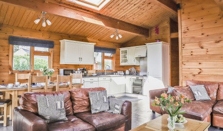Countryside Log Cabin image