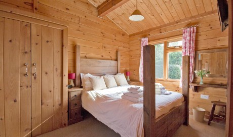 Countryside Log Cabin image
