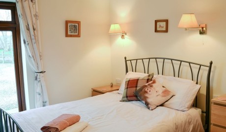 Countryside Cottage  (pet friendly) image