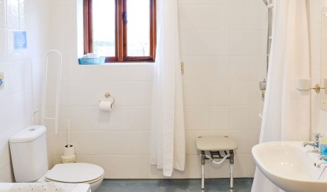 Countryside Cottage  (pet friendly) image