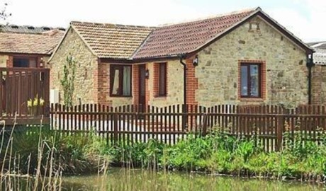 Countryside Cottage (pet friendly) image