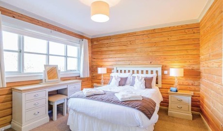 Countryside Log Cabin image