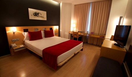 Wheelchair friendly city break hotel image