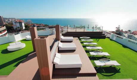 Wheelchair friendly beach hotel image