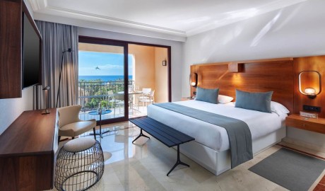 Wheelchair friendly beach hotel image