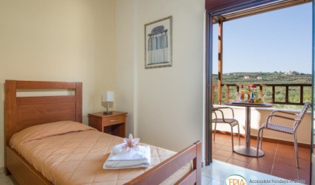 Wheelchair friendly beach hotel image