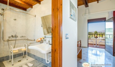 Wheelchair friendly beach hotel image