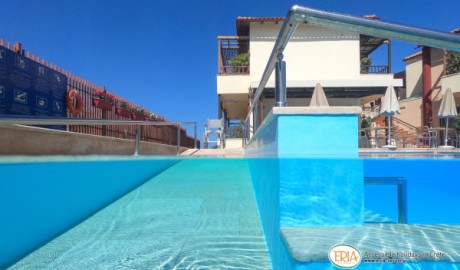 Wheelchair friendly beach hotel image