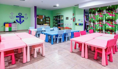 Sandy Beach Hotel image