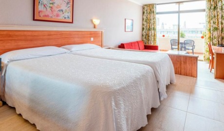 Sandy Beach Hotel image