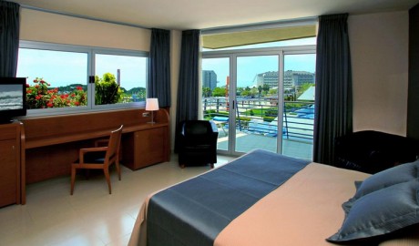 Wheelchair-Friendly Beach Hotel image