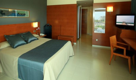 Wheelchair-Friendly Beach Hotel image