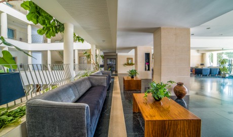 Wheelchair friendly beach hotel image