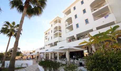 Wheelchair friendly beach hotel image