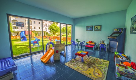 Wheelchair friendly beach hotel image