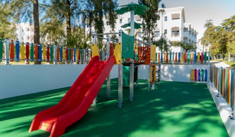 Wheelchair friendly beach hotel image