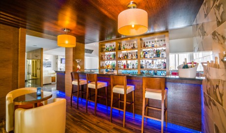 Wheelchair friendly beach hotel image