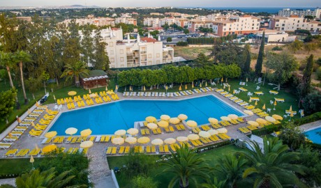 Wheelchair friendly beach hotel image