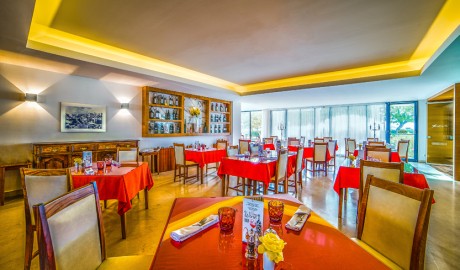 Wheelchair friendly beach hotel image