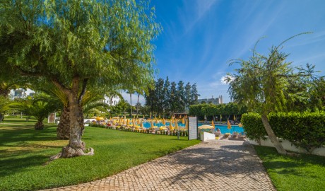 Wheelchair friendly beach hotel image