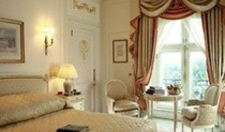 Luxury 5 star hotel image