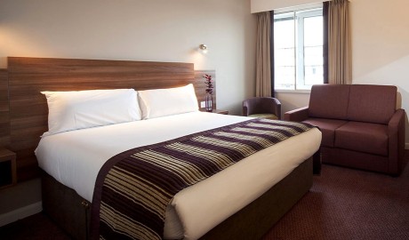 Accessible three star hotel image